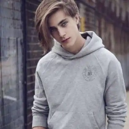 6686体育首席作者窒息的疼