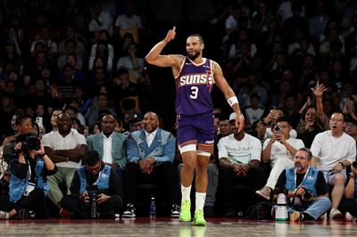 可圈可點！狄龍三分球10中5空砍21分3搶籃板2截球