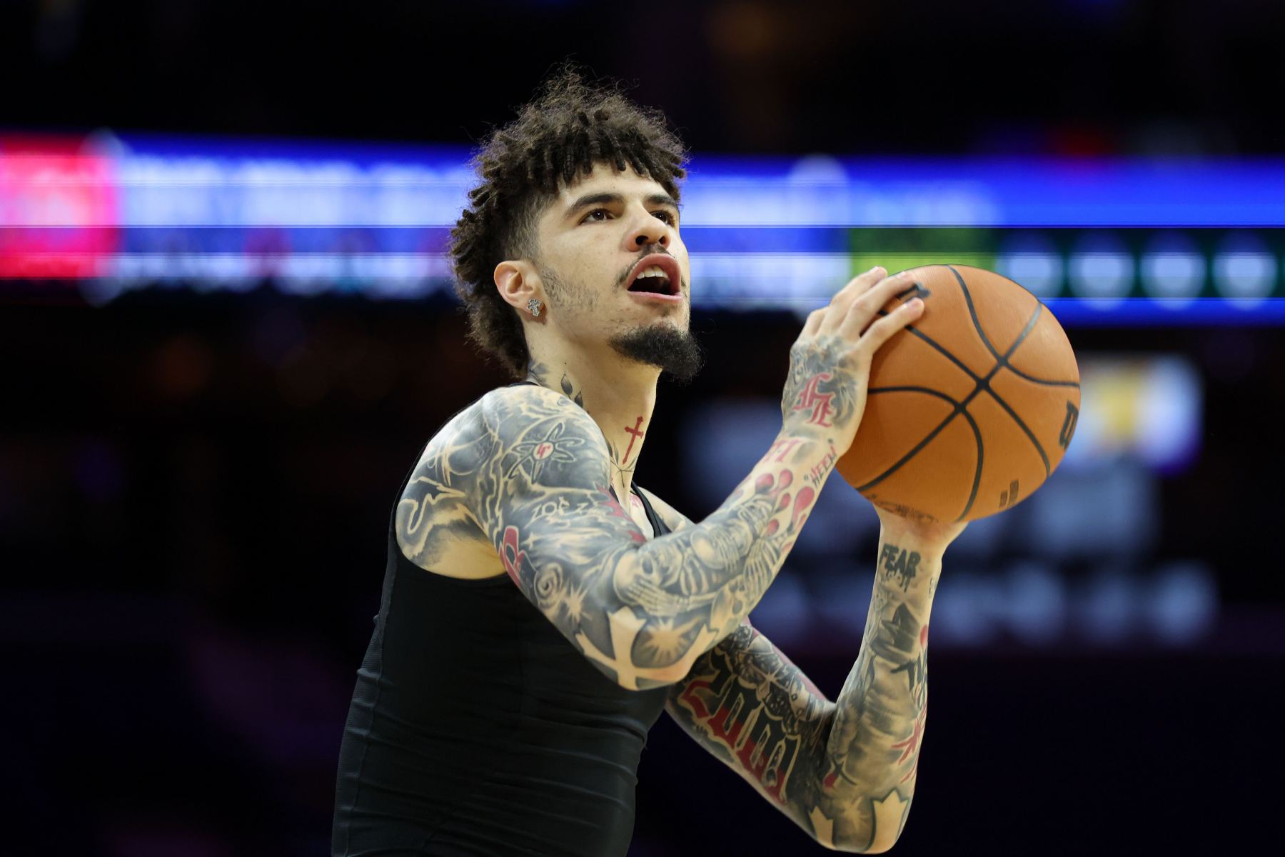 黃蜂更新傷兵報告：鮑爾出戰成疑，塞克斯頓大概率出戰