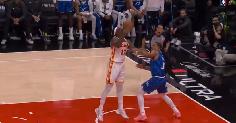 貝恩：我是奔球去的不小心打到了奧孔古，沒想到會被驅逐