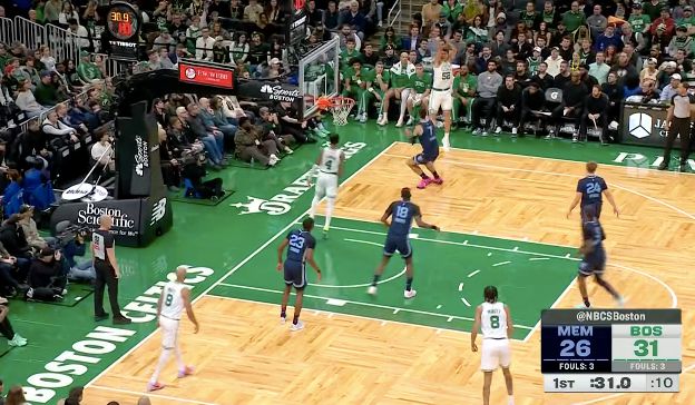 塞爾提克首節投進6三分球，懷特單節轟下10分