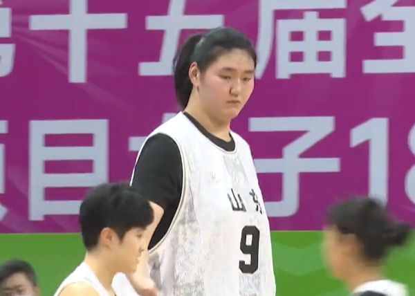 張子宇狂轟31分10搶籃板助山東奪得全運會U18女籃冠軍