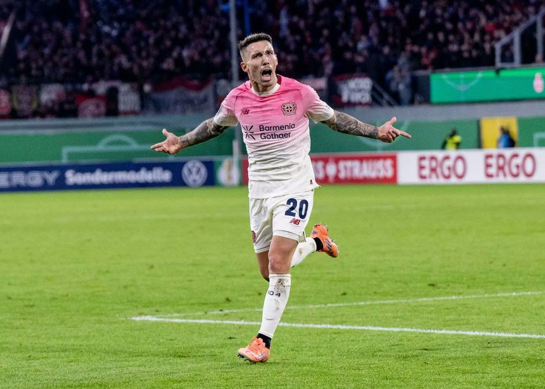 踢球者：拜仁慕尼黑正在密切關注格里馬爾多的情況