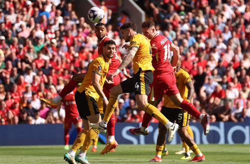 利物浦 vs 灰狼隊