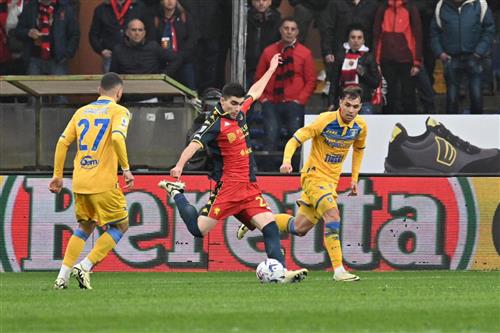 熱那亞 vs 弗羅西諾內