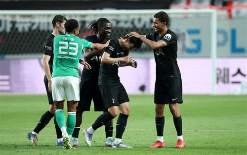 紐卡斯爾聯隊 vs 托特納姆熱刺隊