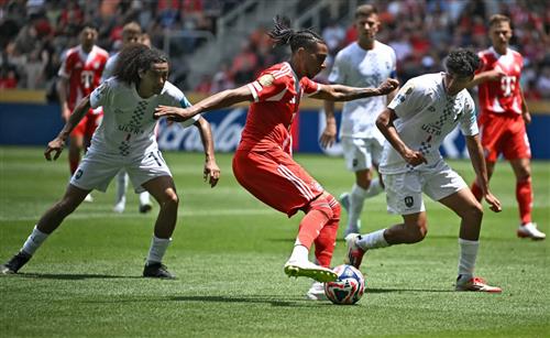 拜仁慕尼黑 vs 奧克蘭城