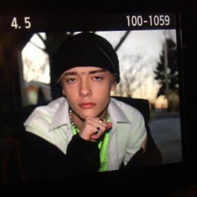 6686体育银牌作者Alistair