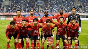 衝超勝利！遼寧鐵人下個賽季將與大連英博上演“遼寧德比”