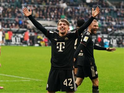 42號有魔力？ 17歲拜仁小將卡爾在歐冠德甲連場進世界波