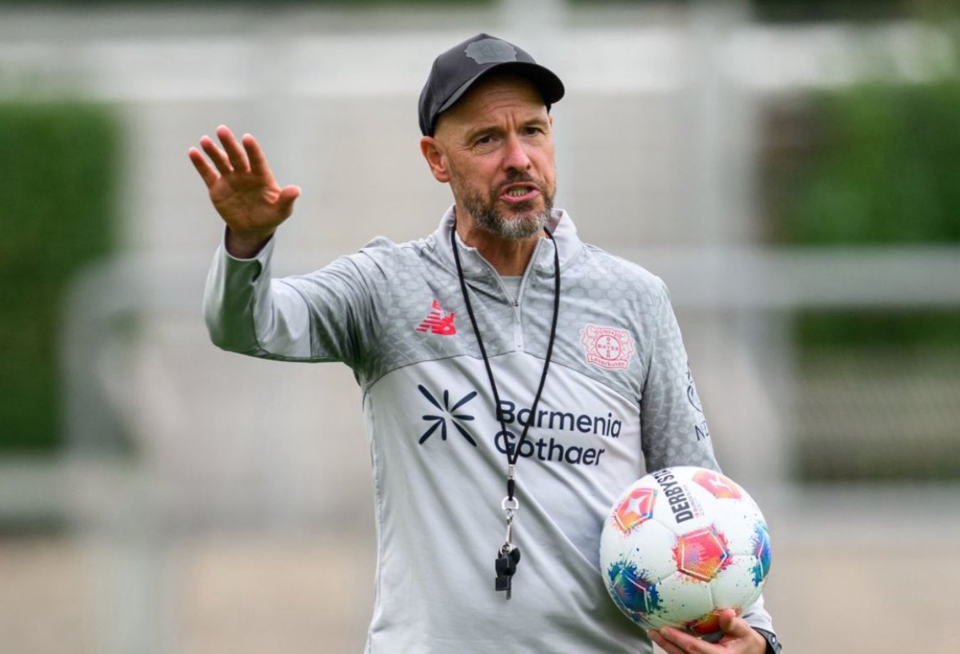 羅馬諾：海廷加下課後賈府聯繫了滕哈赫，目前雙方正在談判中