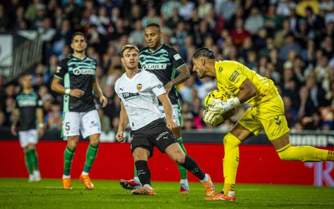 瓦倫前鋒貝爾特蘭：有人說我們要做掉主帥，這簡直不可思議